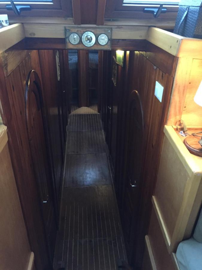 Отель Goktuga Boat&Breakfast Сиракузы Экстерьер фото